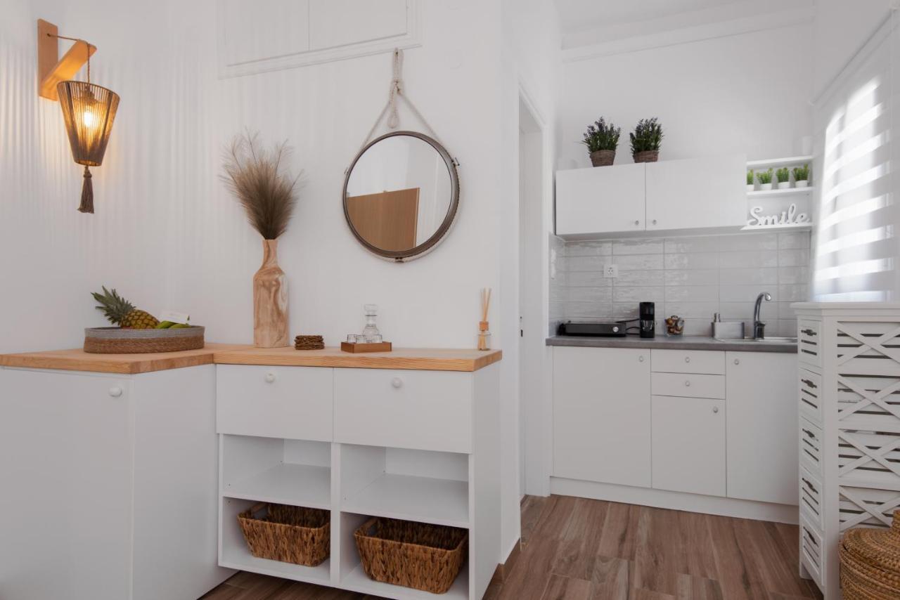 Miles Away Luxury Apartments Platis Gialos  Luaran gambar